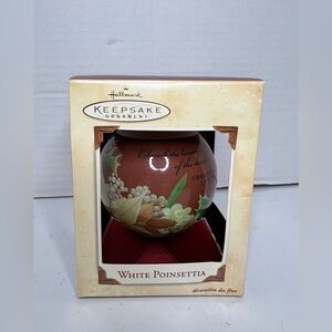 Hallmark 2002 White Poinsettia Glass Ball Keepsake Christmas Ornament NIB